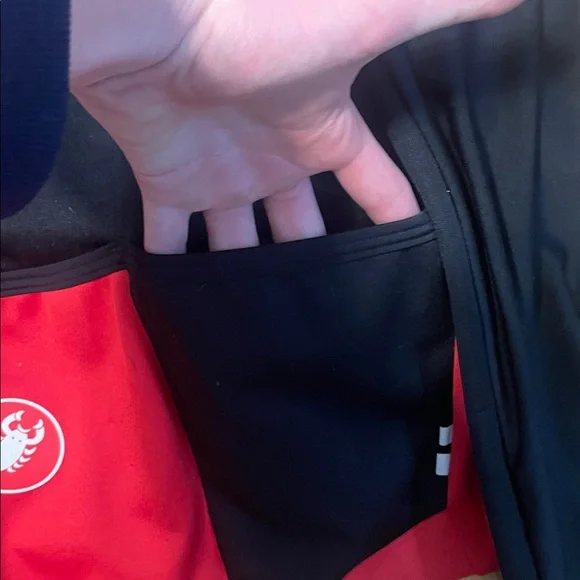 Castelli Men's Red and Black Windbreaker Jacket - Picture 10 of 12
